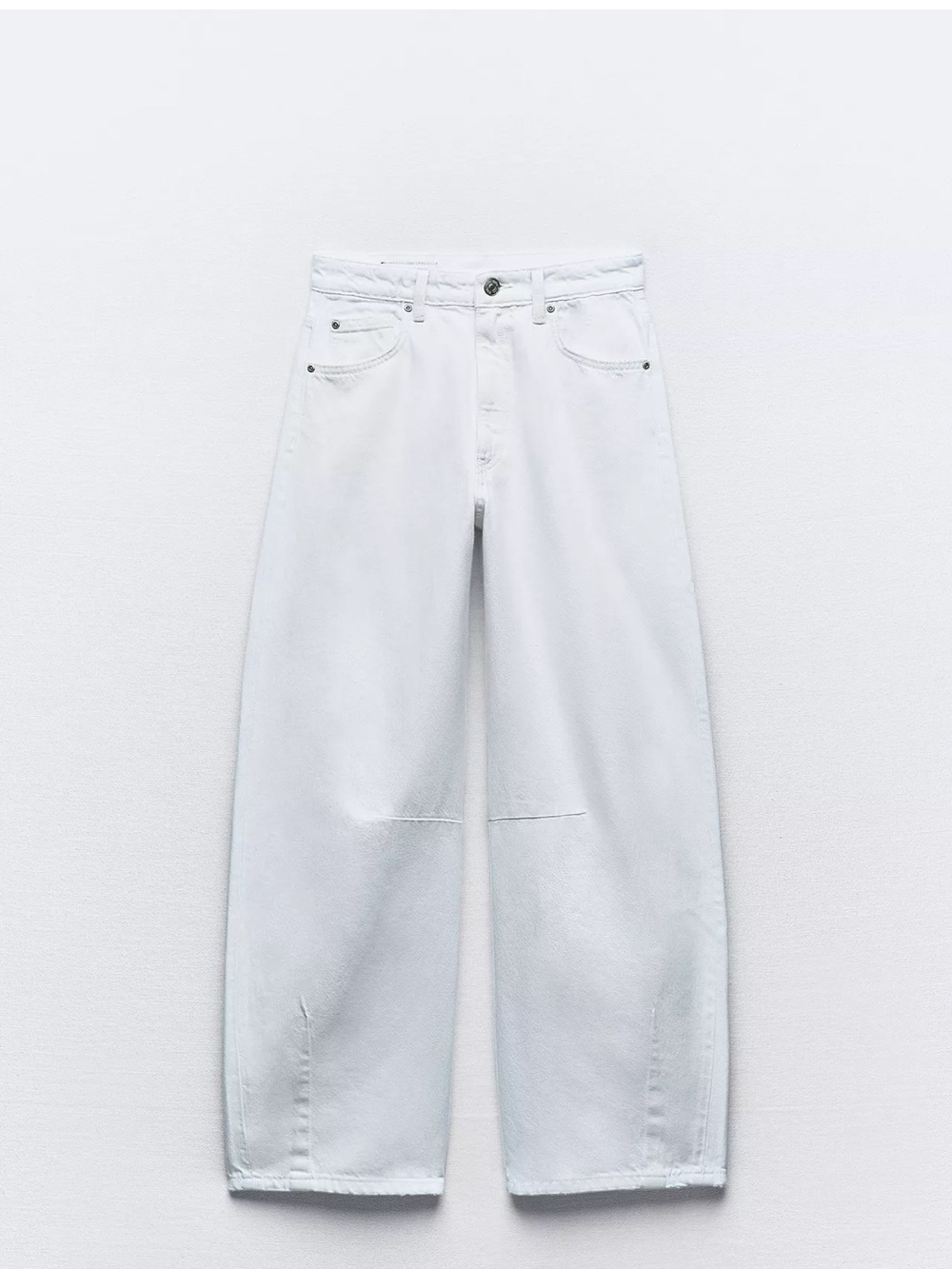 Zara Mid-Waist Baggy Balloon Jeans in size 0.